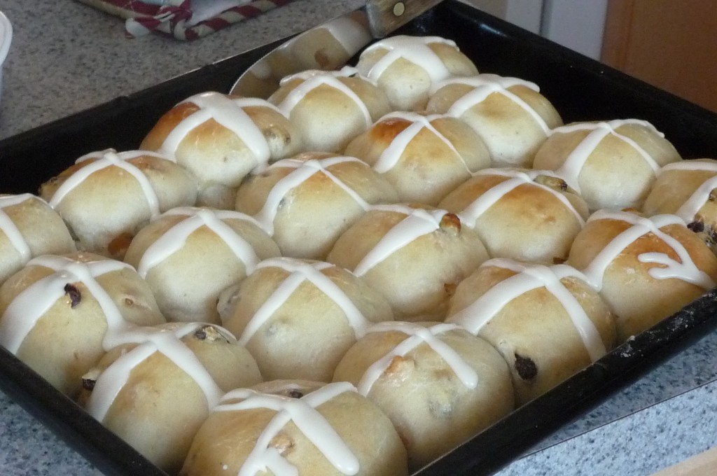 hot cross buns