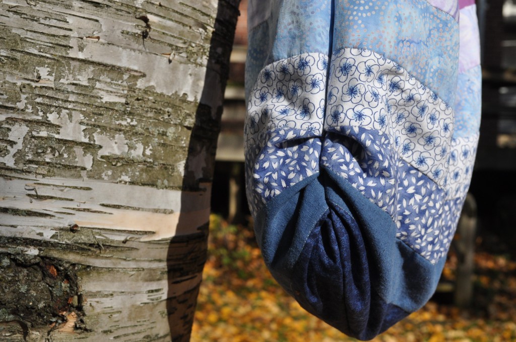 bag - botton detail